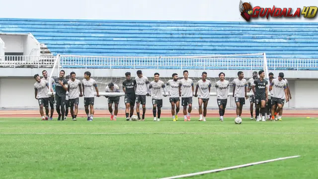 Liga 2: PSIM Yogyakarta Jajal Kekuatan Persekat Tegal Saat Launching Tim di Stadion Mandala Krida