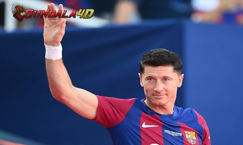 Robert Lewandowski Kesal dan Lempar Kritikan Keras ke Xavi Hernandez