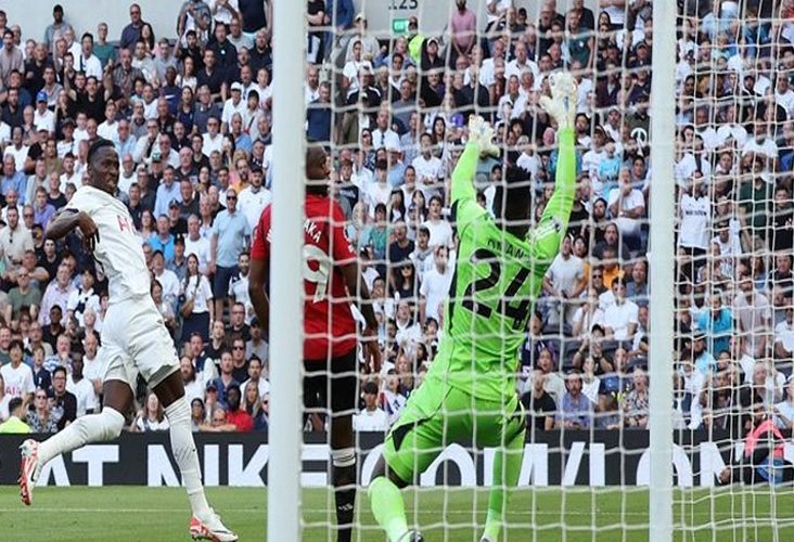 Hasil Liga Inggris – Tottenham Hotspur Kirim 2 Gol, Man United Pulang Gundul