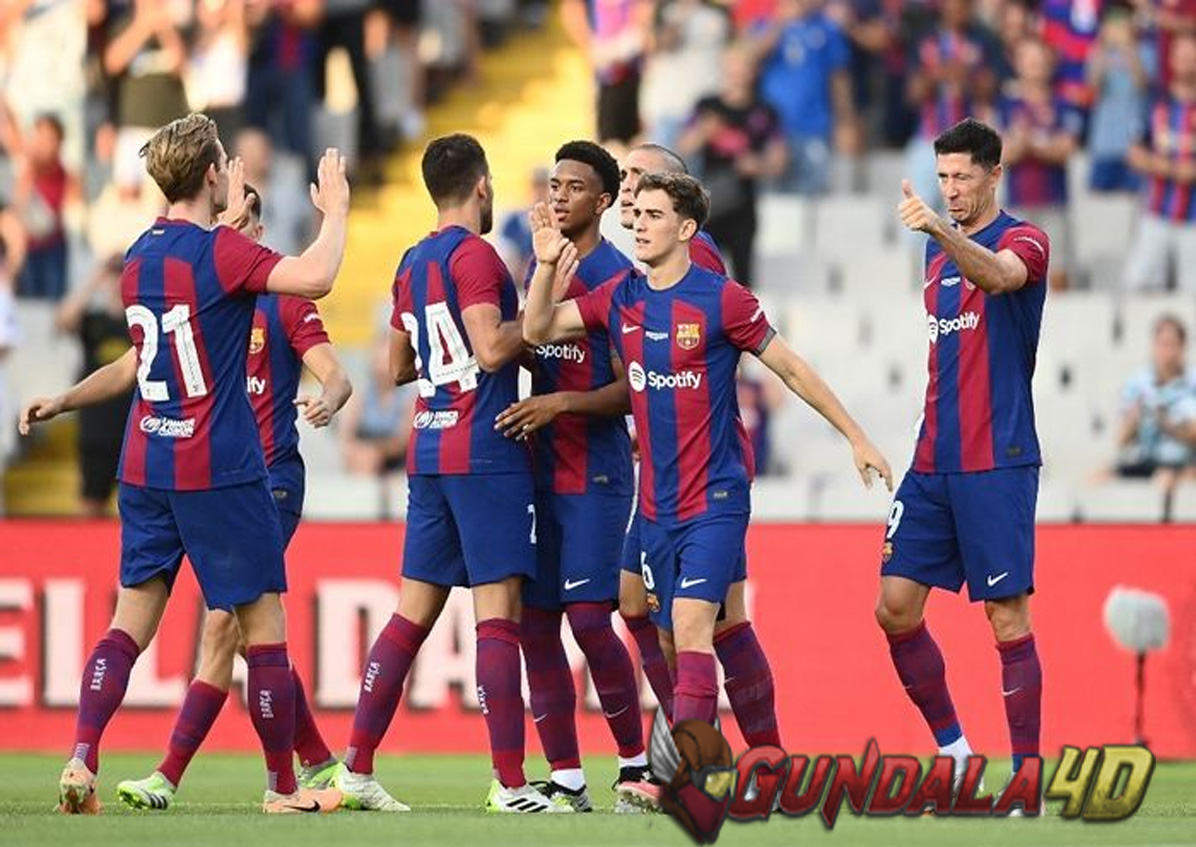 Barcelona sukses menjuarai Trofi Joan Gamper ke-45 usai menekuk Tottenham Hotspur yang tampil tanpa Harry Kane. Barcelona menghadapi Tottenham Hotspur dalam laga uji coba pramusim bertajuk Trofi Joan Gamper. Duel tersebut digelar di Stadion Olimpiade Lluis Companys, Rabu (9/8/2023) dini hari WIB