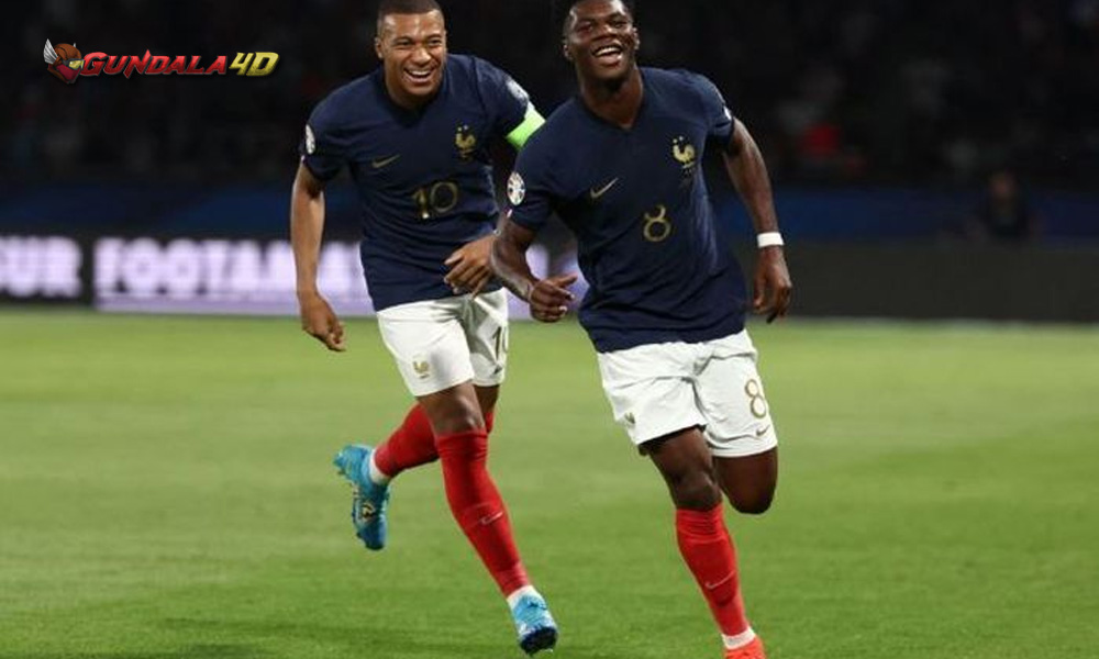 Diwarnai gol spektakuler gelandang Real Madrid dan assist Kylian Mbappe, timnas Prancis sukses menghajar timnas Republik Irlandia.