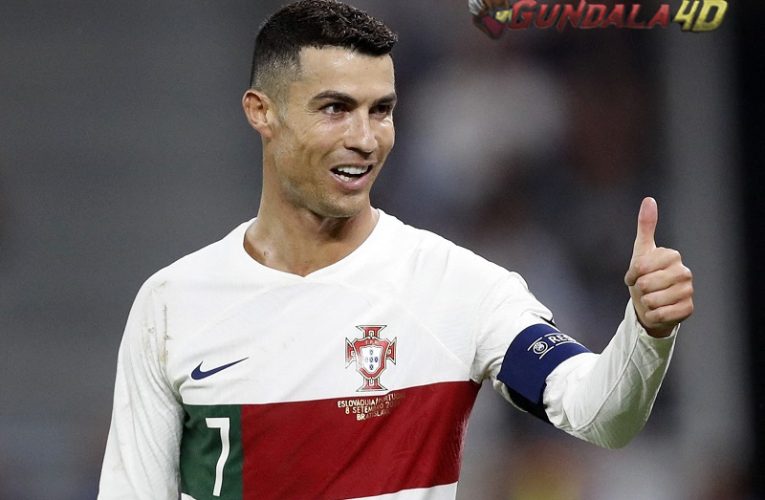 Cristiano Ronaldo Disambut Meriah Warga Iran Jelang Debut di Liga Champions Asia 2023-2024