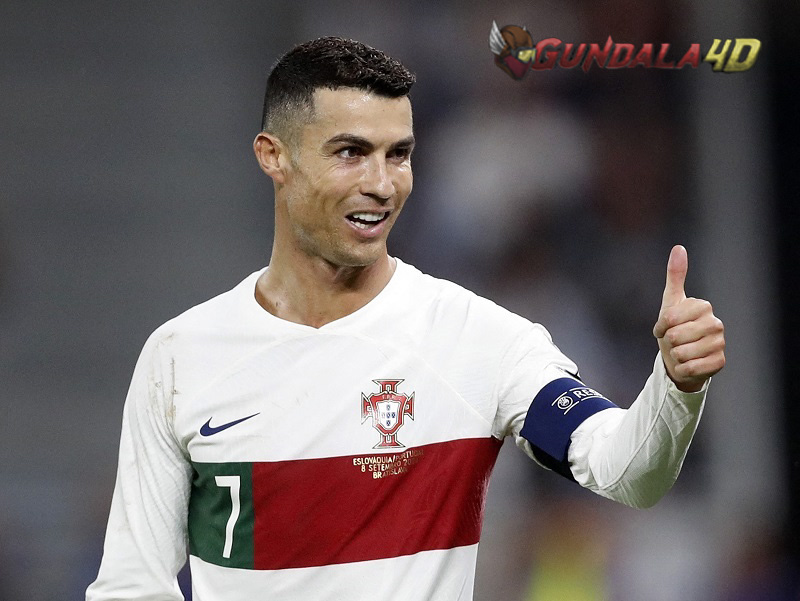 Cristiano Ronaldo Disambut Meriah Warga Iran Jelang Debut di Liga Champions Asia 2023-2024