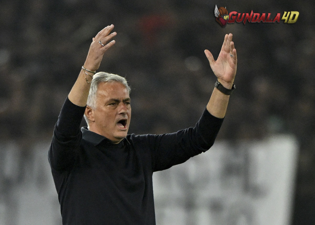 Dalih Jose Mourinho soal Performa Buruk AS Roma di Awal Musim Liga Italia 2023-2024