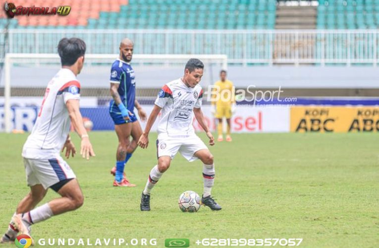 Evan Dimas Diterpa Isu Pensiun Dini Usai Sering Hilang dari Arema FC, Gara-gara Bek Vietnam?