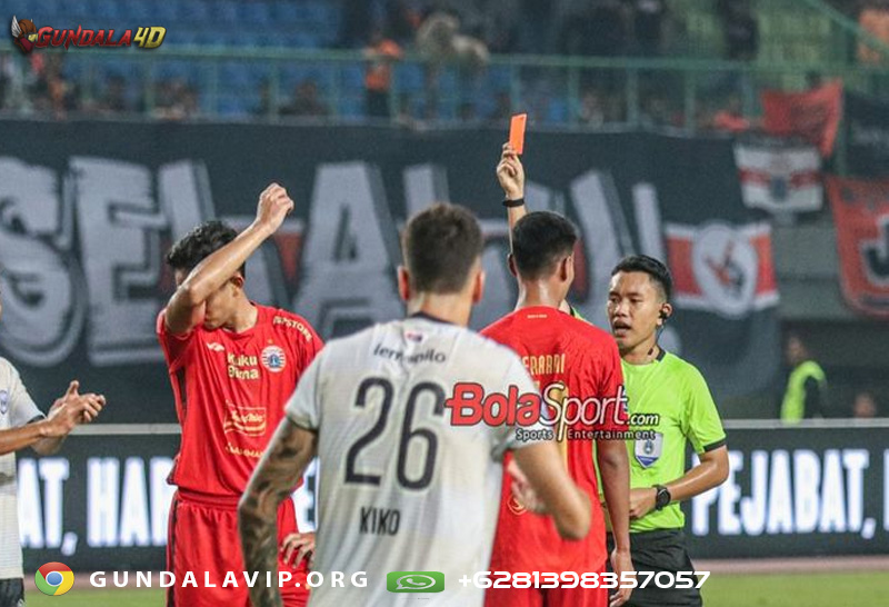 Berikut sedikit informasi terkait Naufal Adya Fairuski, wasit termuda yang bertugas di Liga 1 2023/2024.ama Naufal Adya Fairuski saat inI