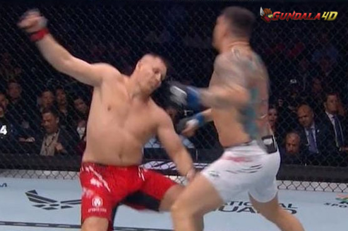 Hasil UFC 295 – Kegilaan Monster Rusia di Ronde Satu Hancur, Sergei Pavlovich Dipukul KO Tom Aspinall