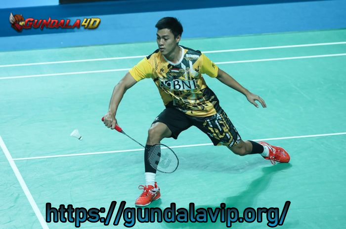 Shesar Hiren Rhustavito ungkap kunci keberhasilan dalam membalikkan keadaan saat nyaris kalah melawan junior Kento Momota pada babak pertama