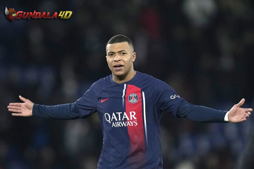 Lebih Sulit Jaga Kylian Mbappe daripada Cristiano Ronaldo