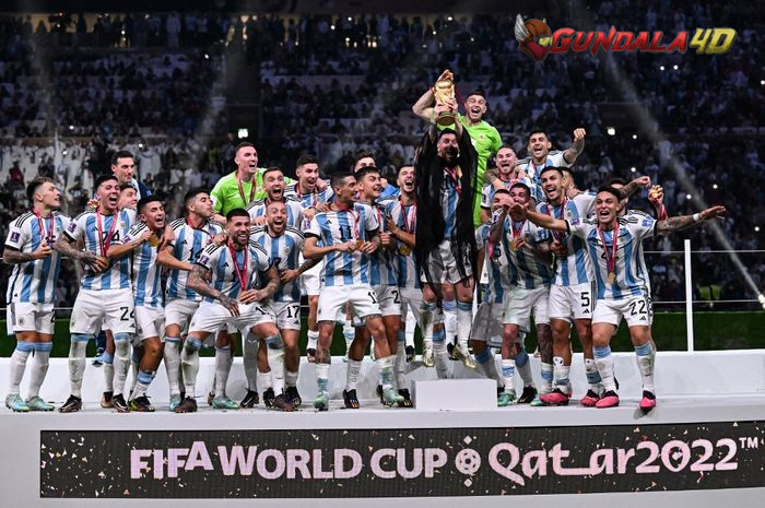 Peter Drury menjadi komentator yang dipercaya untuk memandu laga final Piala Dunia 2022 antara Argentina dengan Prancis.