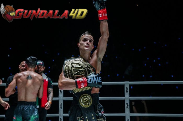 Raja Muay Thai ONE Championship, Rodtang Jitmuangnon, kembali mendapatkan tantangan yang kali ini datang dari juara di kelas jerami.