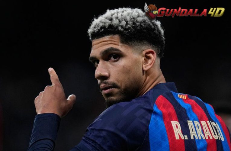 Man United Sudah Senggol Barcelona, Tanya-tanya Soal Ronald Araujo