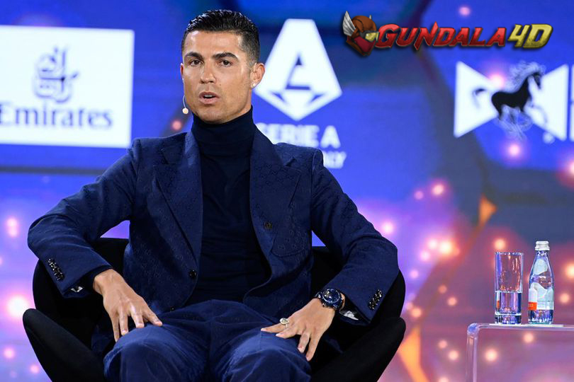 Ronaldo Sepertinya Kurang Ikhlas Messi Borong Best FIFA Awards & Ballon d'Or 2023