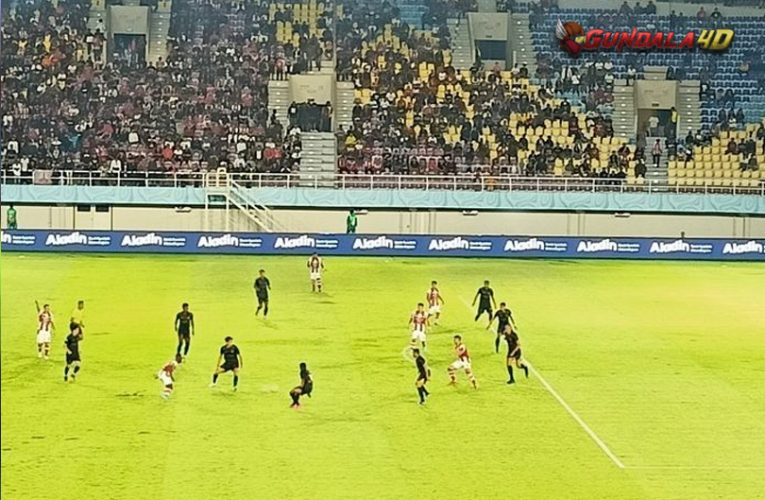 Hasil Liga 1 – Moussa Sidibe Hattrick, Persis Hajar Madura United di Manahan