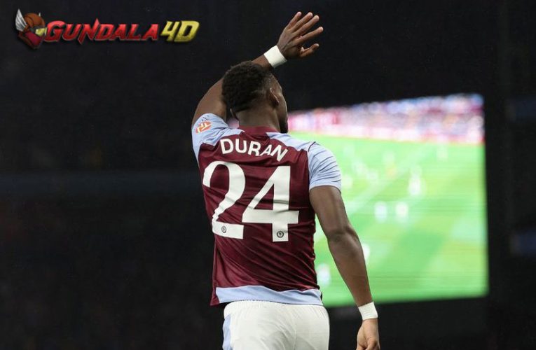 Bukan Osimhen, Chelsea Bakal Angkut Striker Aston Villa Ini?