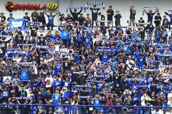 Peringatan tersebut diungkapkan oleh Andang Ruhiat selaku Vice President Operationals PT Persib Bandung Bermartabat.