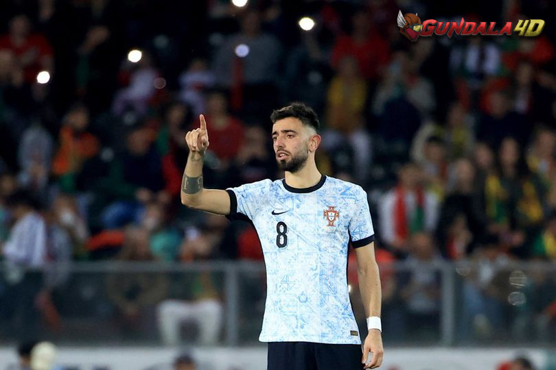 Bruno Fernandes Dipulangkan Lebih Awal dari Timnas Portugal, Ada Apa Nih?