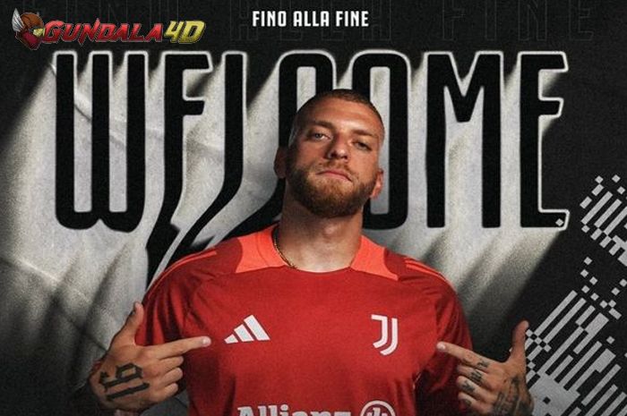 Sejumlah transfer penting di Liga Italia diresmikan pada Jumat (5/7/2024) malam waktu setempat dengan Juventus merekrut kiper terbaik sedangkan Atalanta membawa pulang satu talenta yang tersia-sia dalam setahun terakhir.