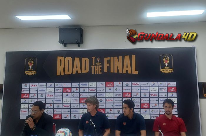 Pelatih Borneo FC, Pieter Huistra mengungkapkan kunci mengalahkan Persija Jakarta pada semifinal Piala Presiden 2024 di Stadion Manahan, Solo, Selasa (30/7/2024) malam