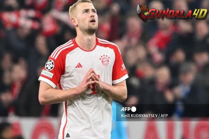 Calon bek anyar Manchester United, Matthijs de Ligt, diprediksi bakal tampil flop seperti saat di Juventus dan Bayern Muenchen