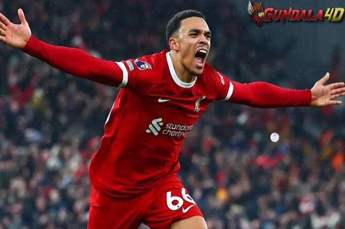 Sekali Berstatus Gratis, Alexander-Arnold Jadi Rebutan Barcelona-Real Madrid